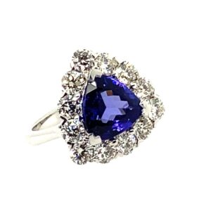 Pre-owned 18ct White Gold Tanzanite And Diamond Ring