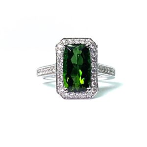 18ct White Gold Green Tourmaline And Diamond Ring
