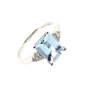 White Gold Aquamarine & Diamond Ring