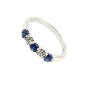 Pre-Owned White Gold Diamond & Sapphire Ring