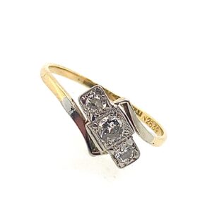 Pre-Owned Yellow Gold Diamond Ring