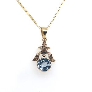 Pre-Owned Yellow Gold Blue Topaz Pendant & Chain