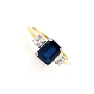 Pre-Owned Yellow Gold Sapphire & Diamond Ring