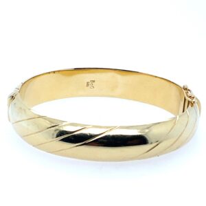 Yellow Gold Patterned Bangle