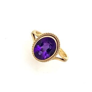 Pre-Owned Yellow Gold Amethyst Ring