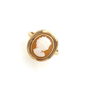 Pre-Owned Yellow Gold Cameo Ring
