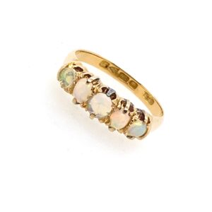 Pre-Owned Yellow Gold Opal Ring