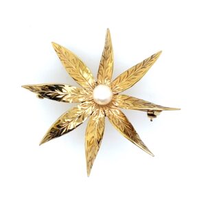 Pre-Owned Yellow Gold Pearl Flower Brooch